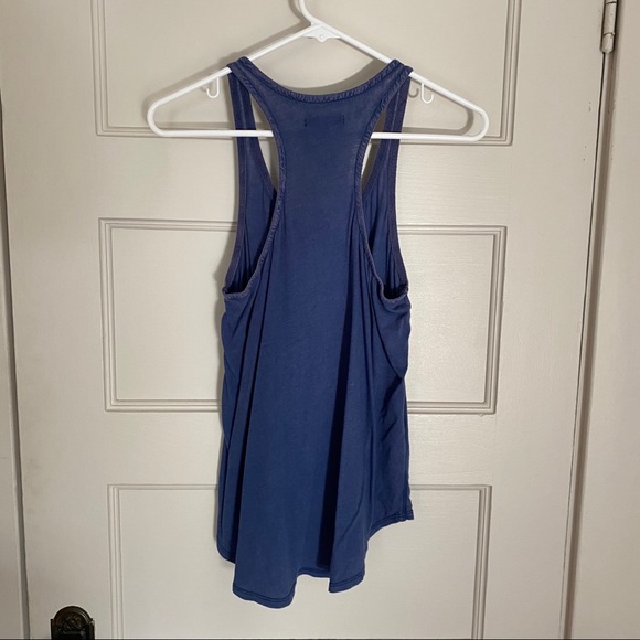 AE Flowy Tank - Picture 2 of 4